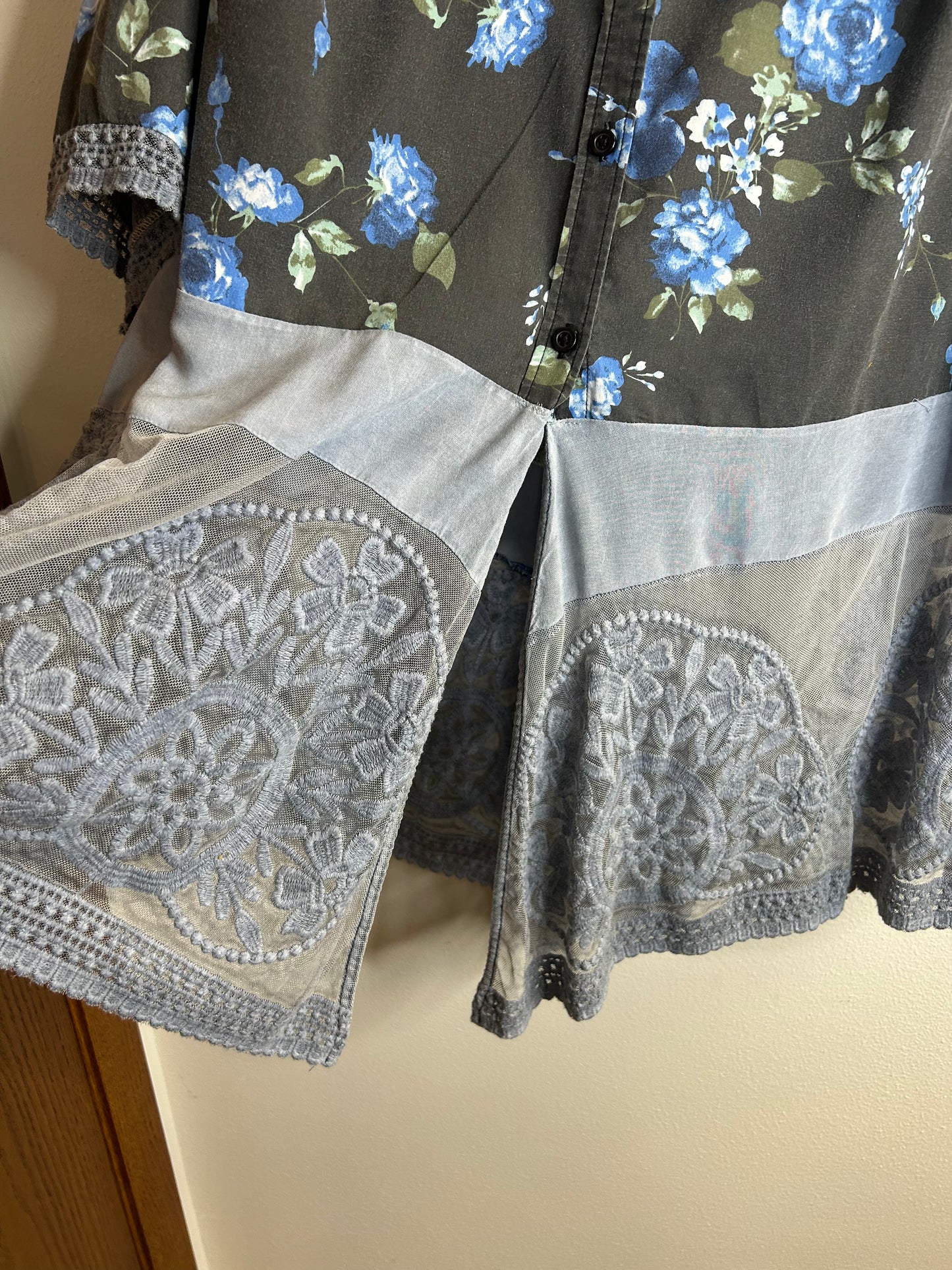 Beth Dutton upcycled floral shirt womens size 3X