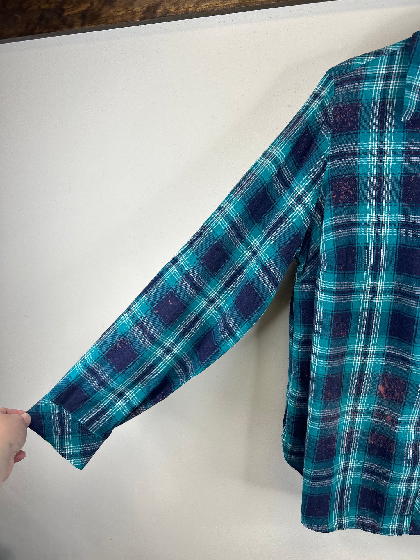Michelob Ultra upcycled flannel shirt women’s size 1X blue