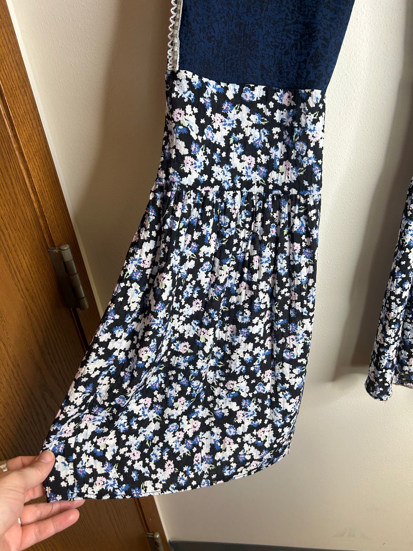 Blue upcycled floral flare pants size 8