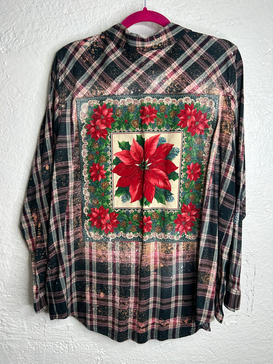 Poinsettia Christmas flannel shirt red green women’s size XL