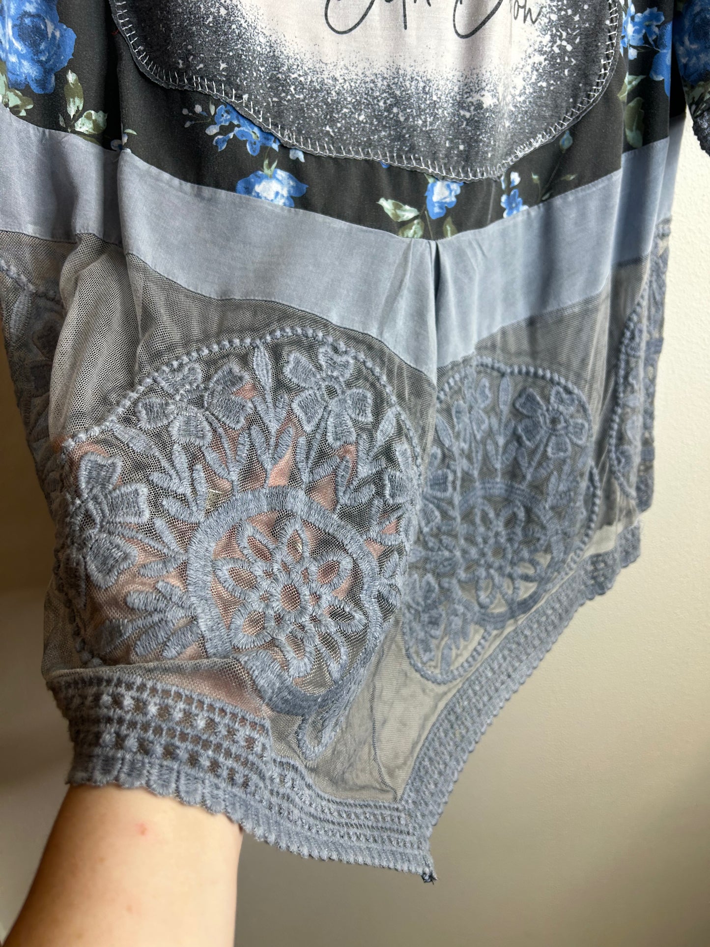 Beth Dutton upcycled floral shirt womens size 3X