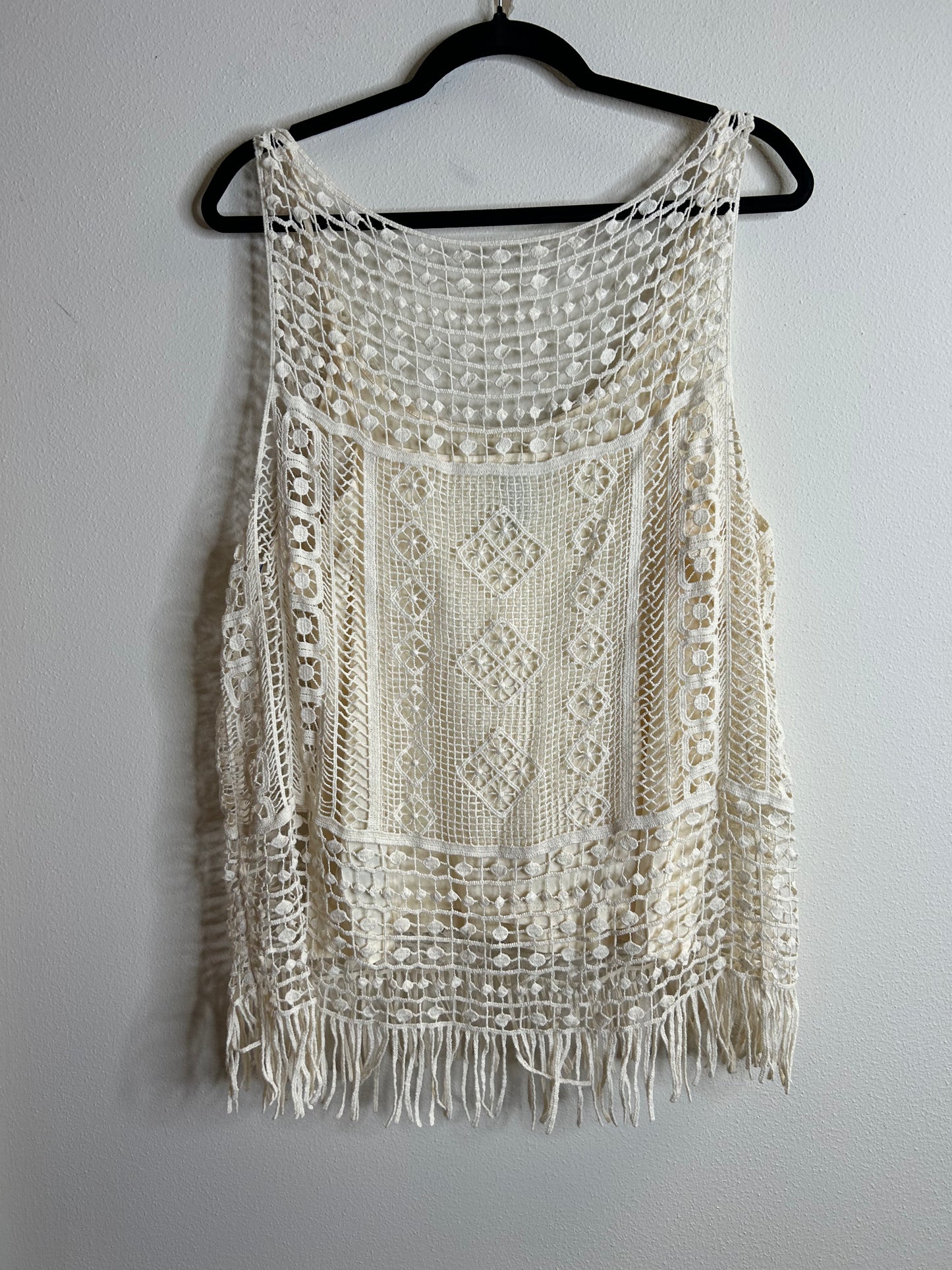 The Lauren Ralph Lauren Women's Sleeveless Ivory Crotchet Tank Top in size XL