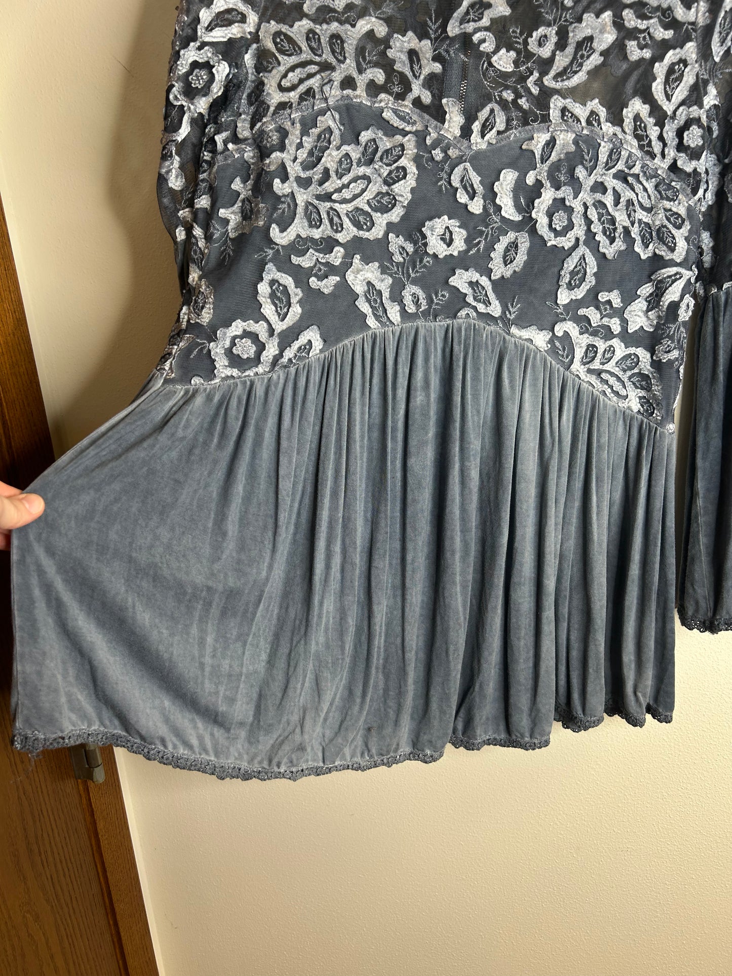 POL Boho Peasant Dusty Blue Lace Tunic Top in size Medium