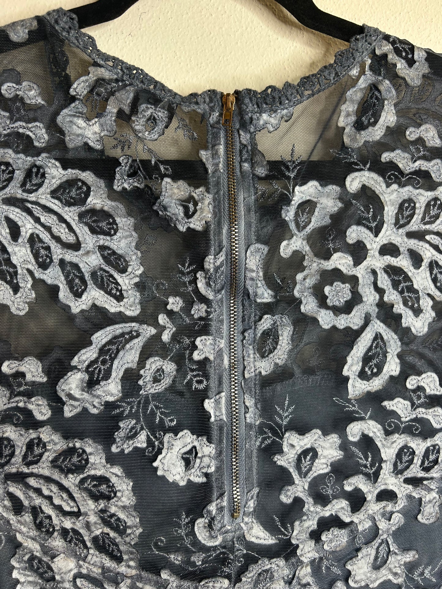 POL Boho Peasant Dusty Blue Lace Tunic Top in size Medium