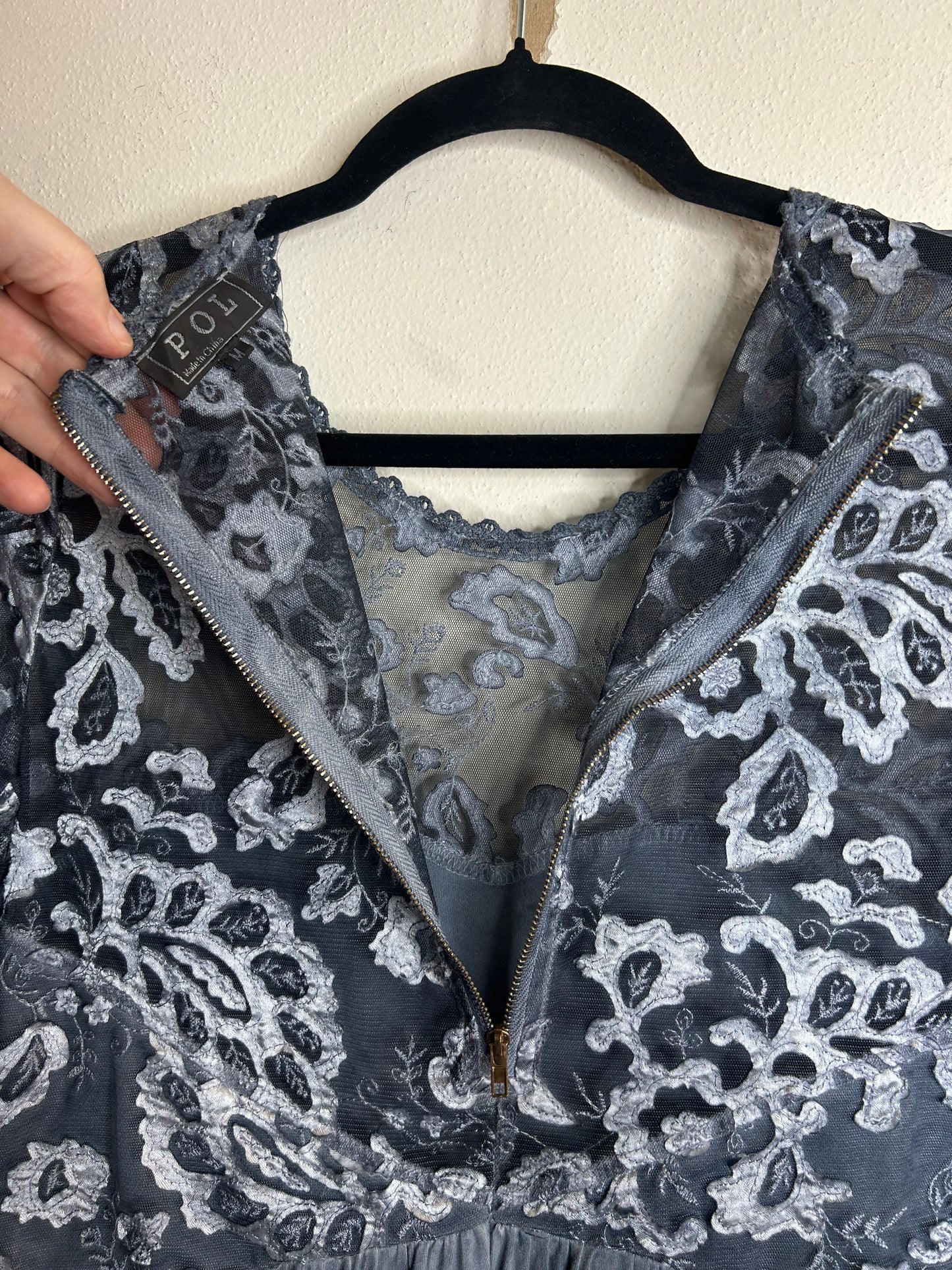 POL Boho Peasant Dusty Blue Lace Tunic Top in size Medium