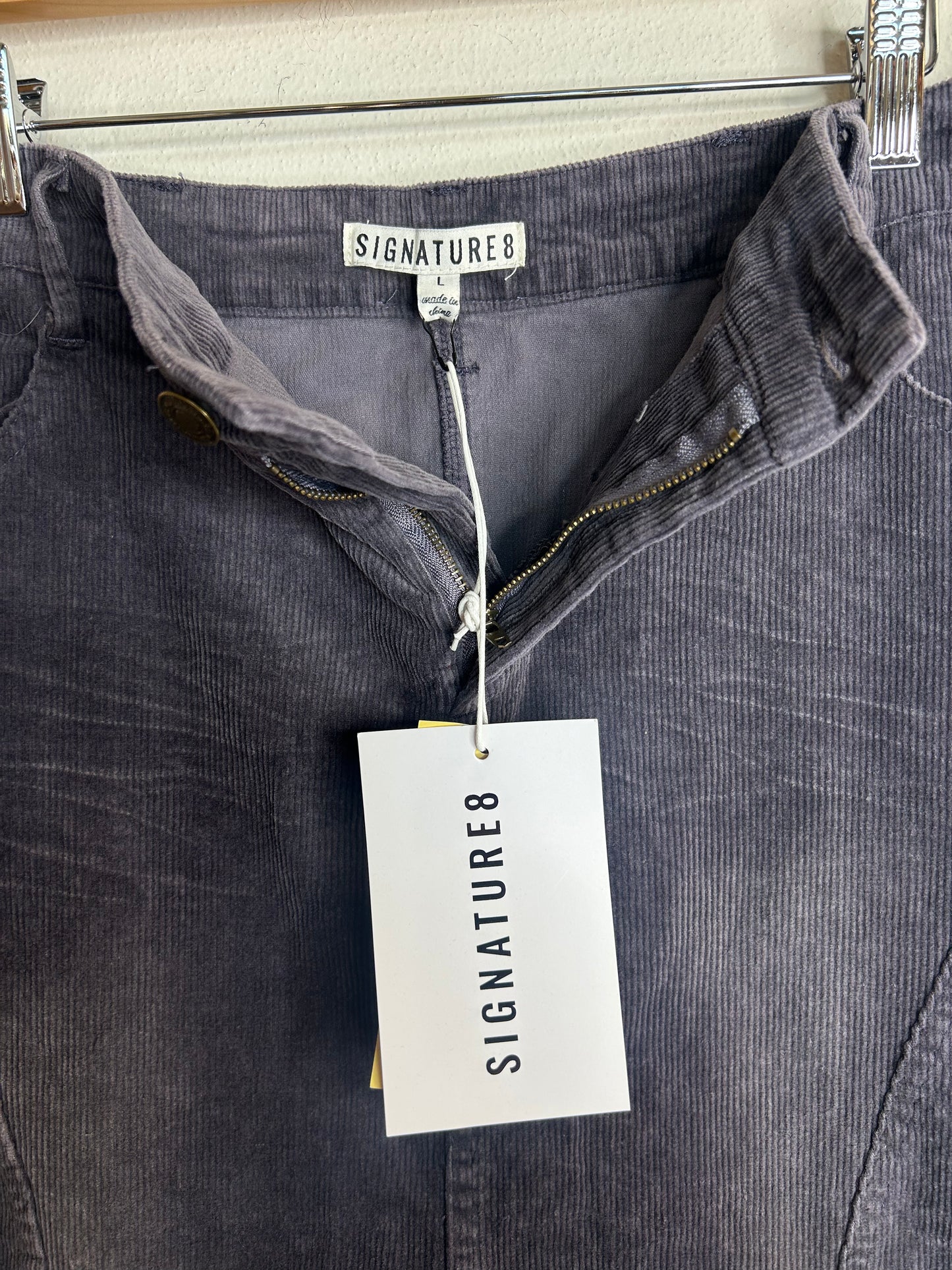 Signature 8 NWT grayish purple corduroy skirt size L