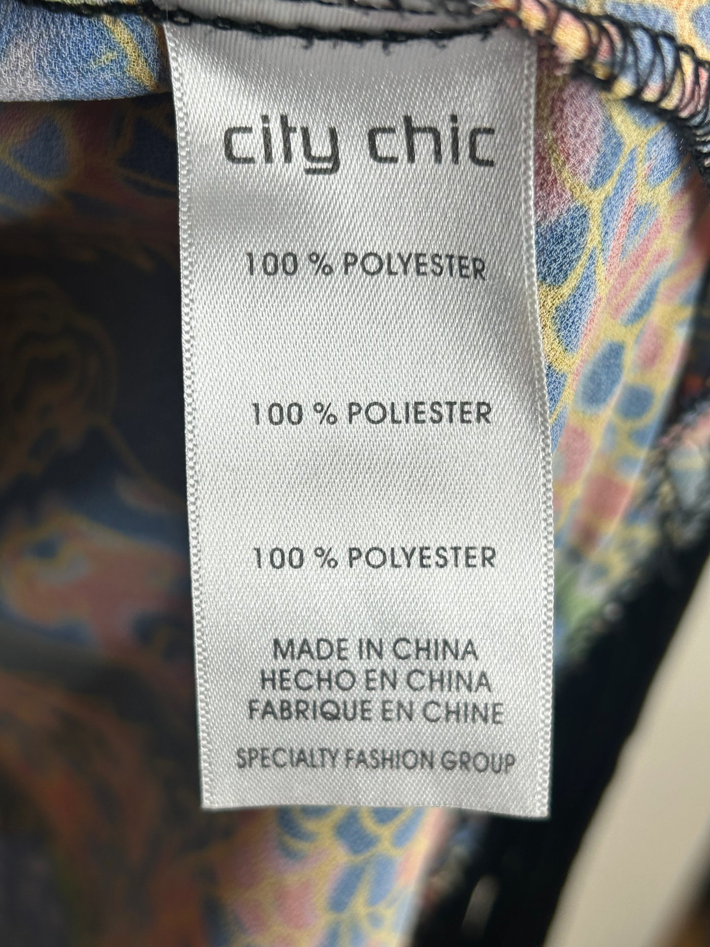 City Chic size XL kimono-style duster with a vibrant dragon