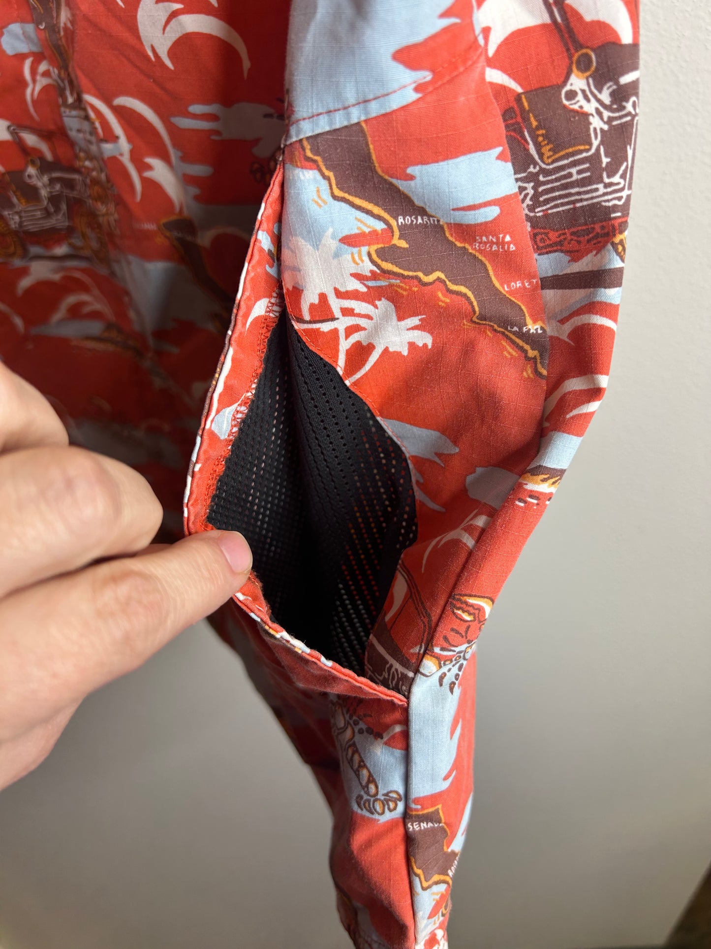 Off The Grid mens XL Hawaiian button-up shirt in orange ripstop fabric