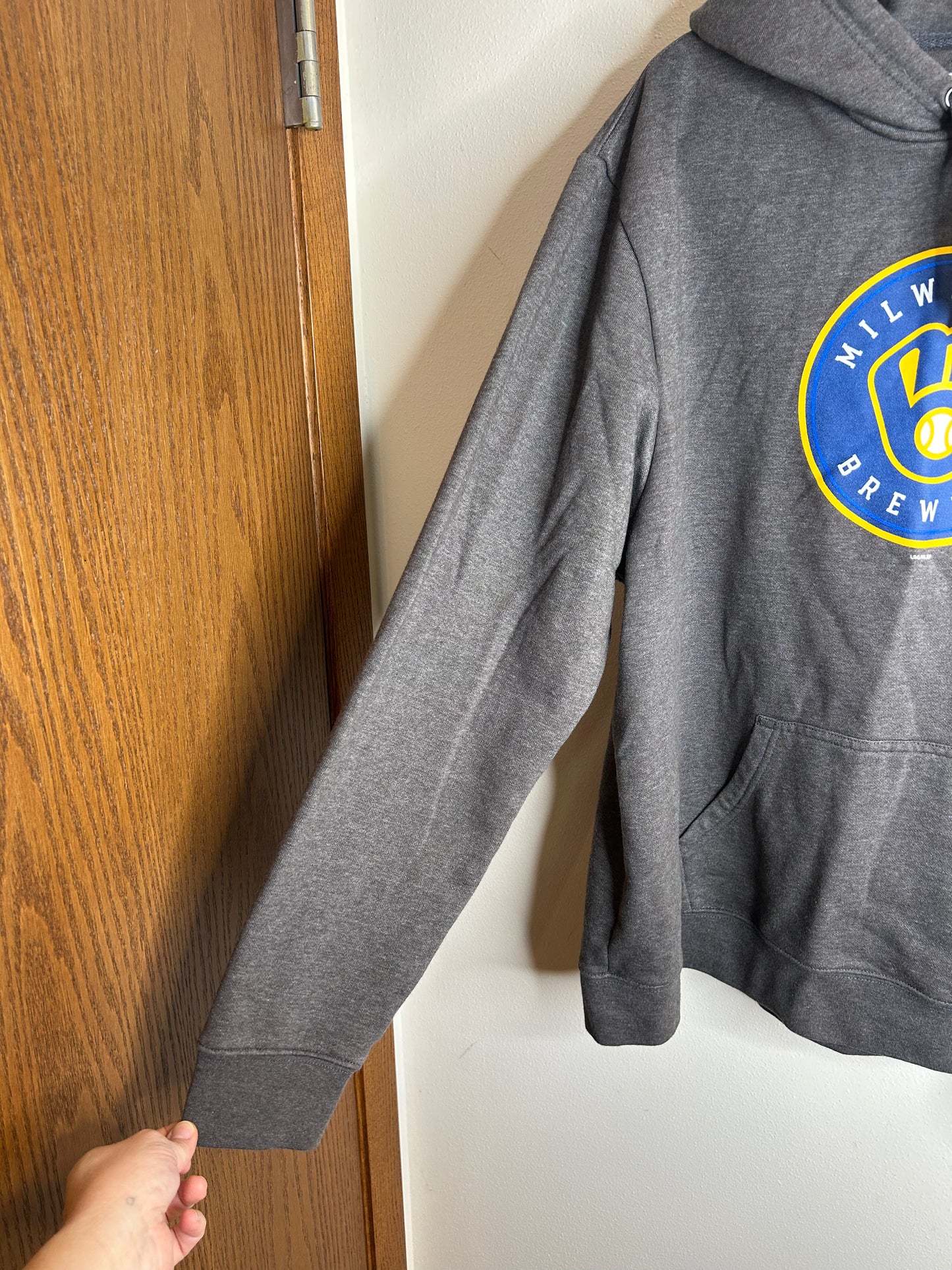 Grey Milwaukee Brewers hoodie size XXL 2X