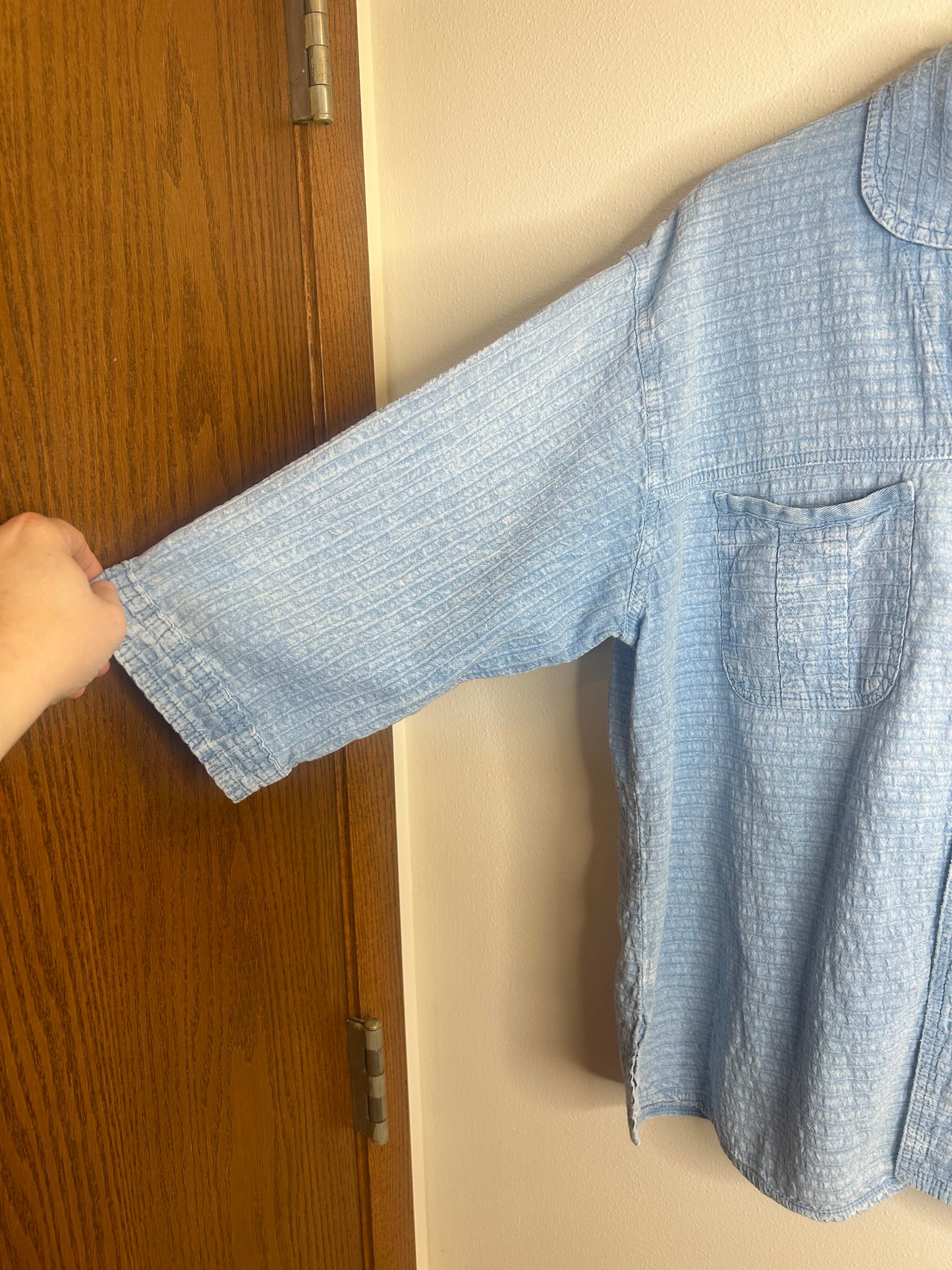 Ezze Wear Mirage vintage blue shirt women’s XL
