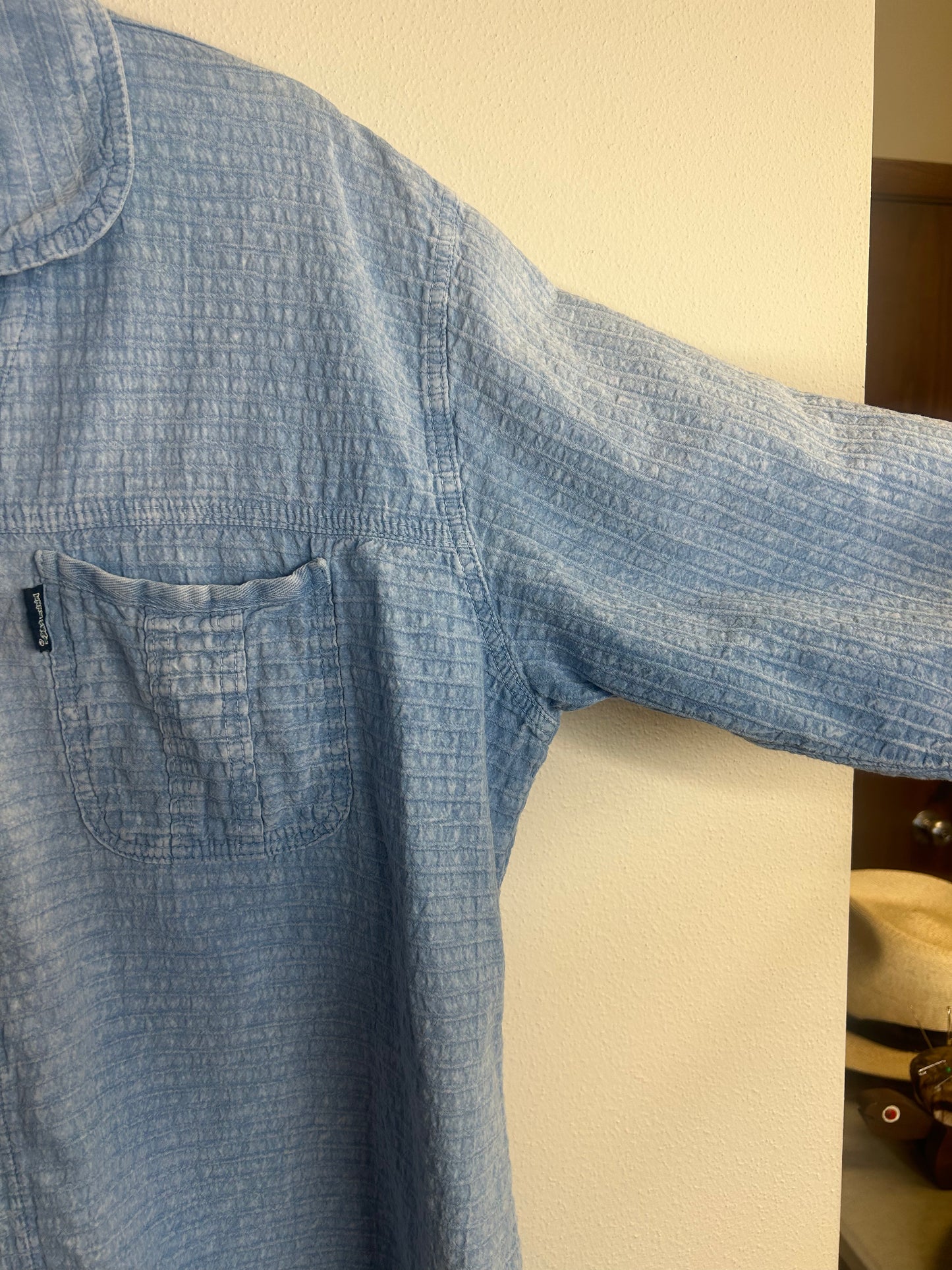 Ezze Wear Mirage vintage blue shirt women’s XL