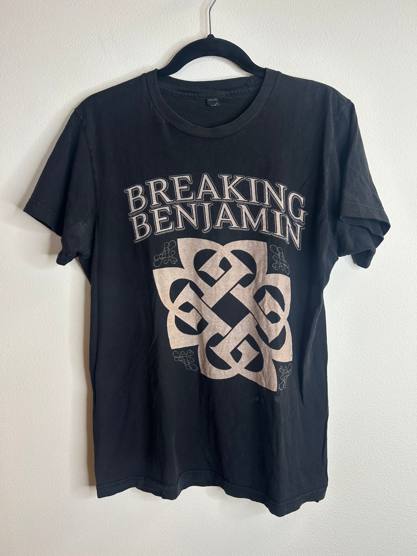 Breaking Benjamin 2015 T-shirt size M