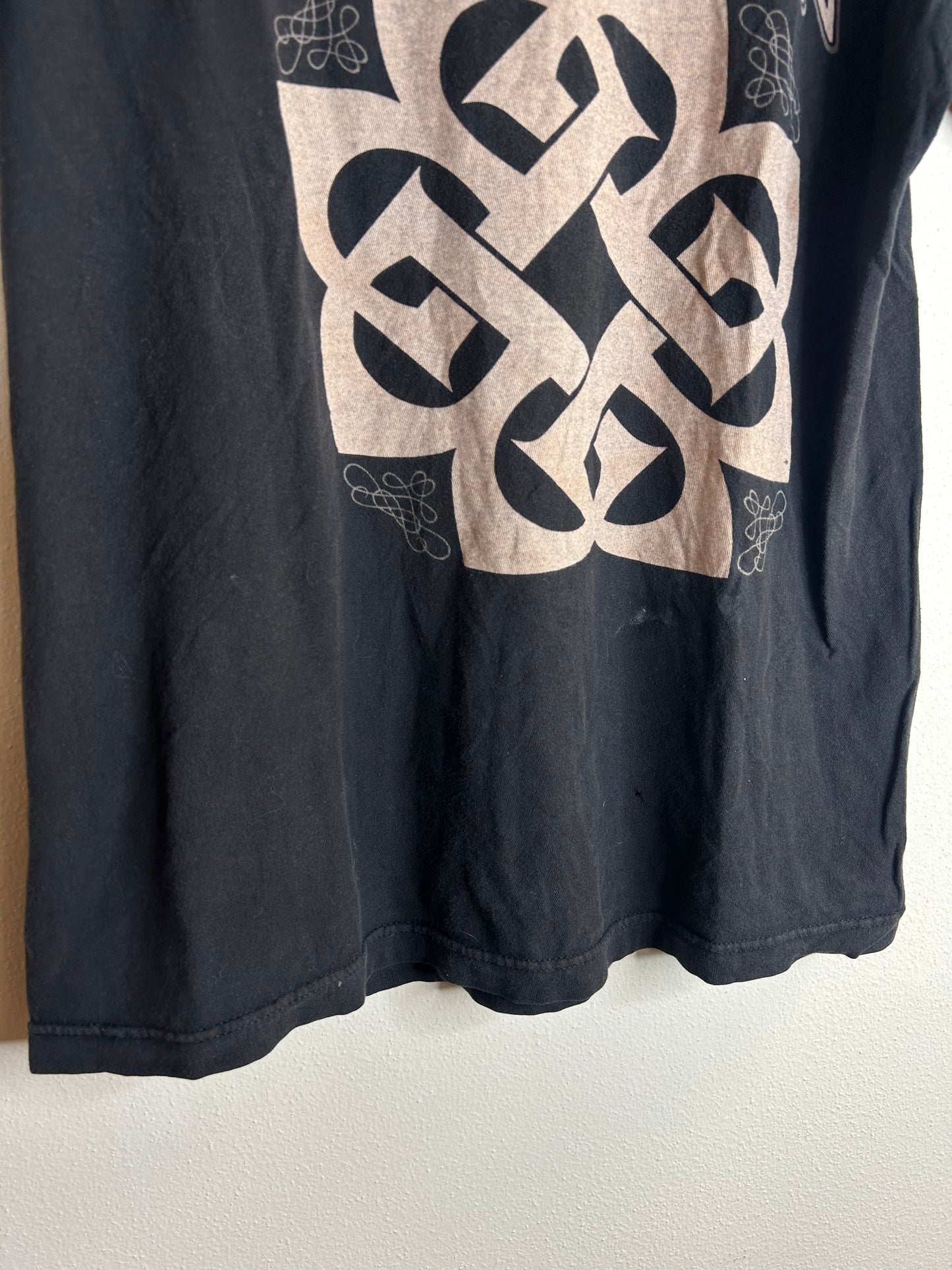 Breaking Benjamin 2015 T-shirt size M